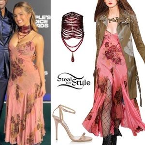 BETSEY JOHNSON DRESS SIZE 2 (LOOKING FOR)